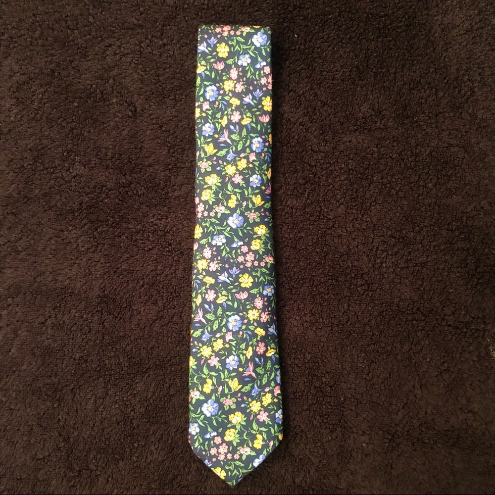 Polo Ralph Lauren Hand-Made Floral Print Silk Tie
